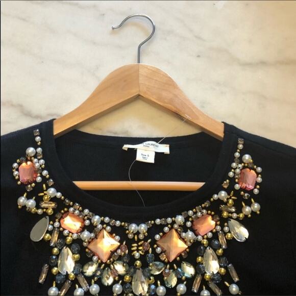 Justin Laurent Embellished Neck Top - Picture 5 of 9